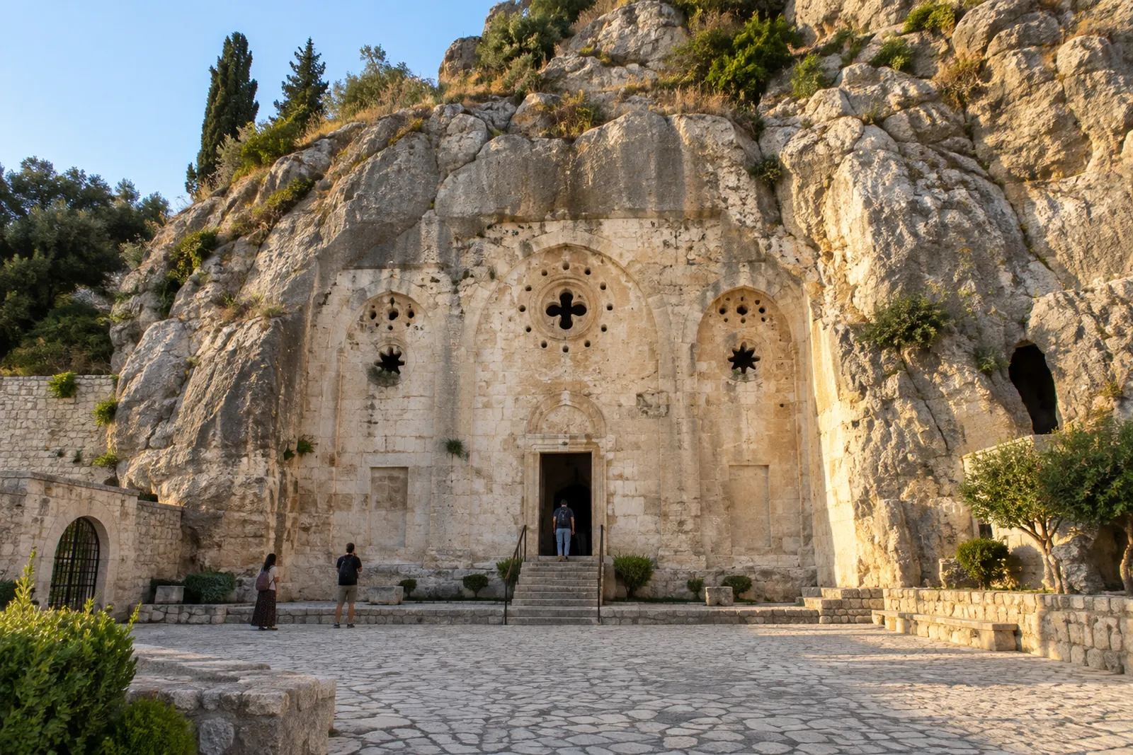 St. Pierre çevresi gezisini temsil eden Antakya manzarası
